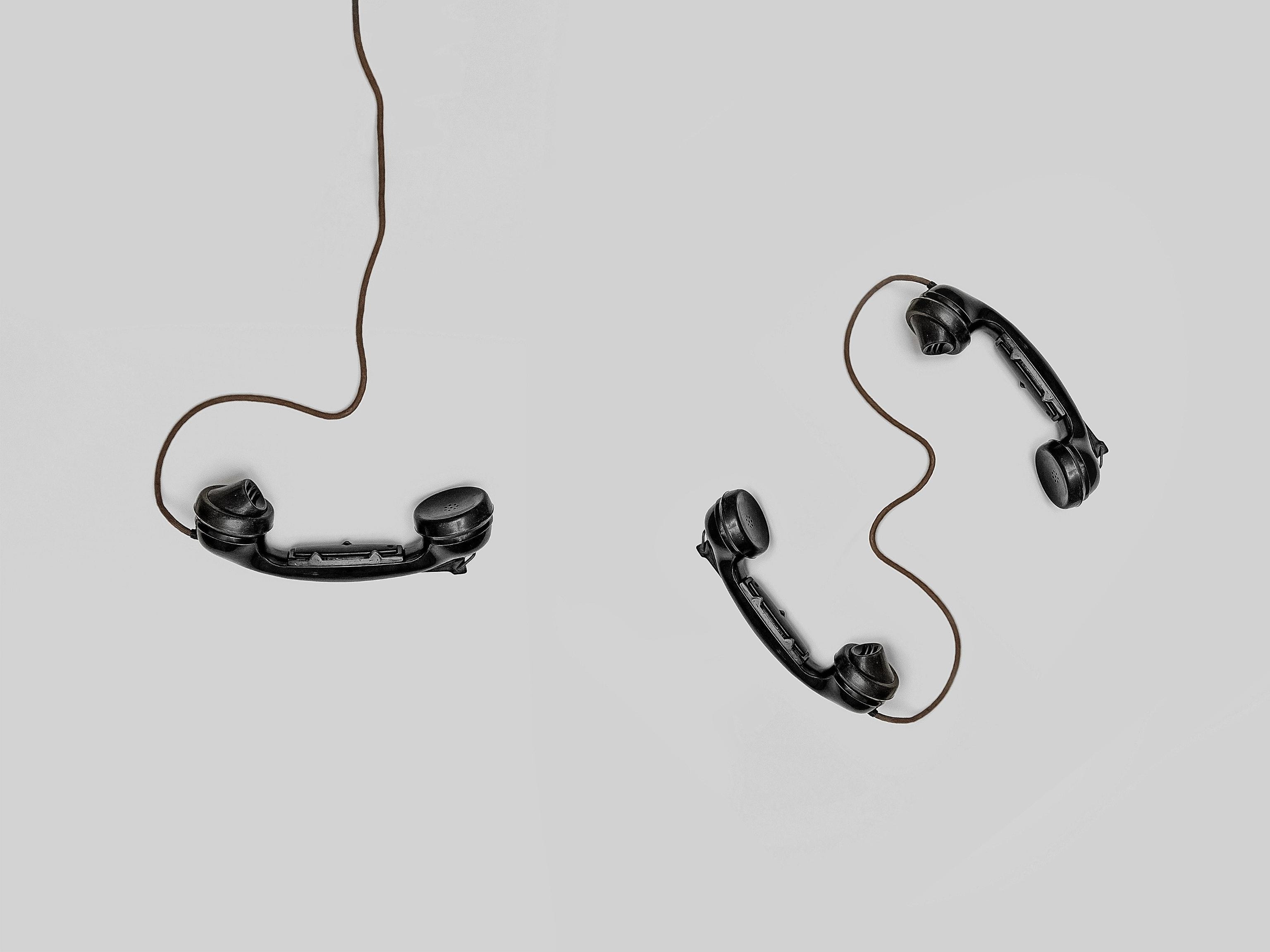 contact-poster