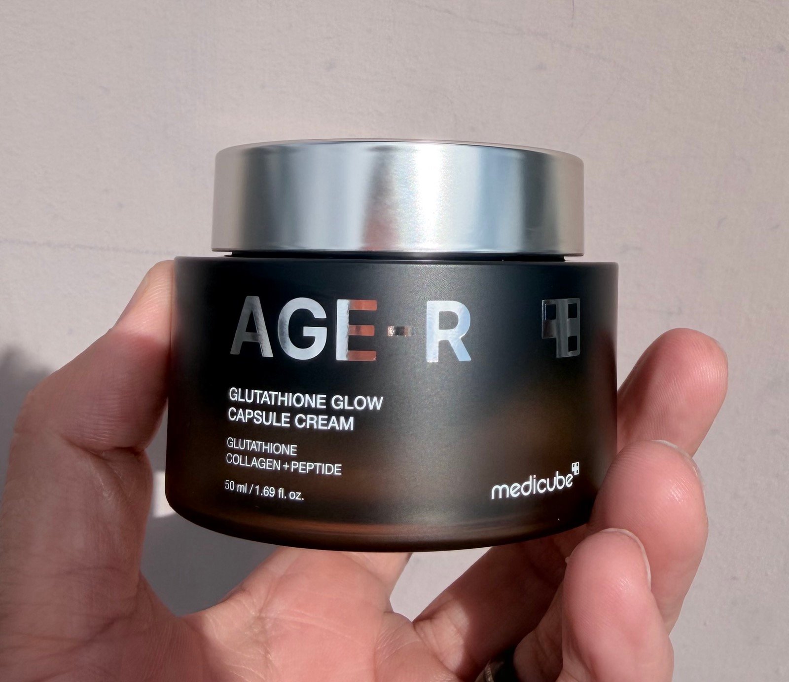 Medicube AGE-R Glutathione Glow Capsule Cream Review