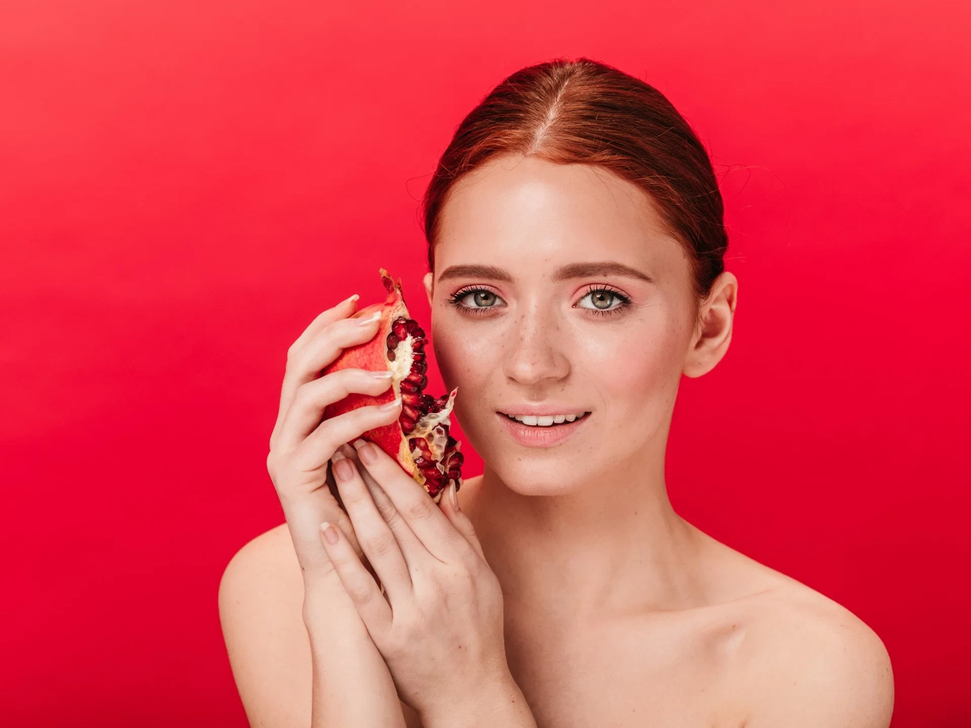 How to Calm Face Redness Tile