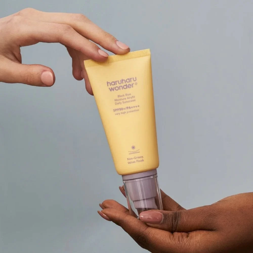Haruharu Wonder Black Rice Moisture Airyfit Daily Sunscreen