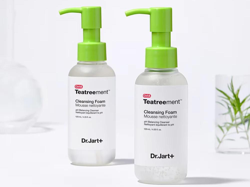Clearing Acne in 2 Weeks | Dr Jart+ Teatreement Cleansing Foam Review