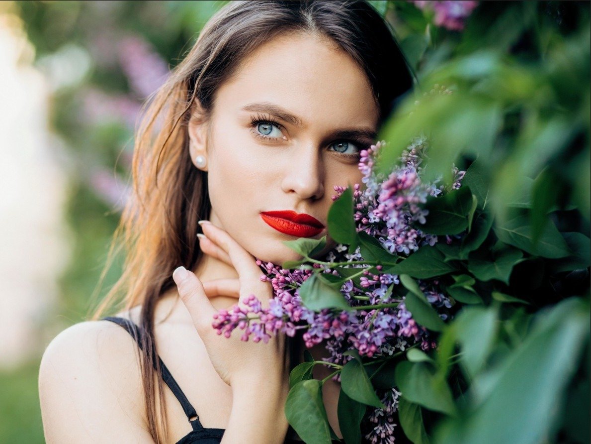 Colors of Spring | How to Pick Your Make-Up Colors for Spring 2025