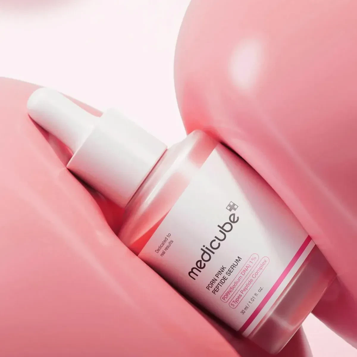 1. Medicube PDRN Pink Peptide Serum