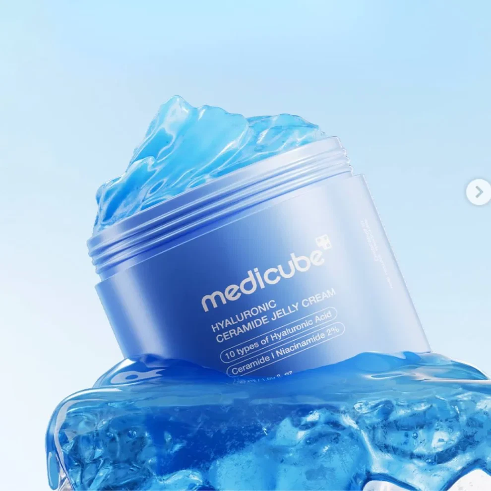 Medicube Hyaluronic Ceramide Jelly Cream open jar