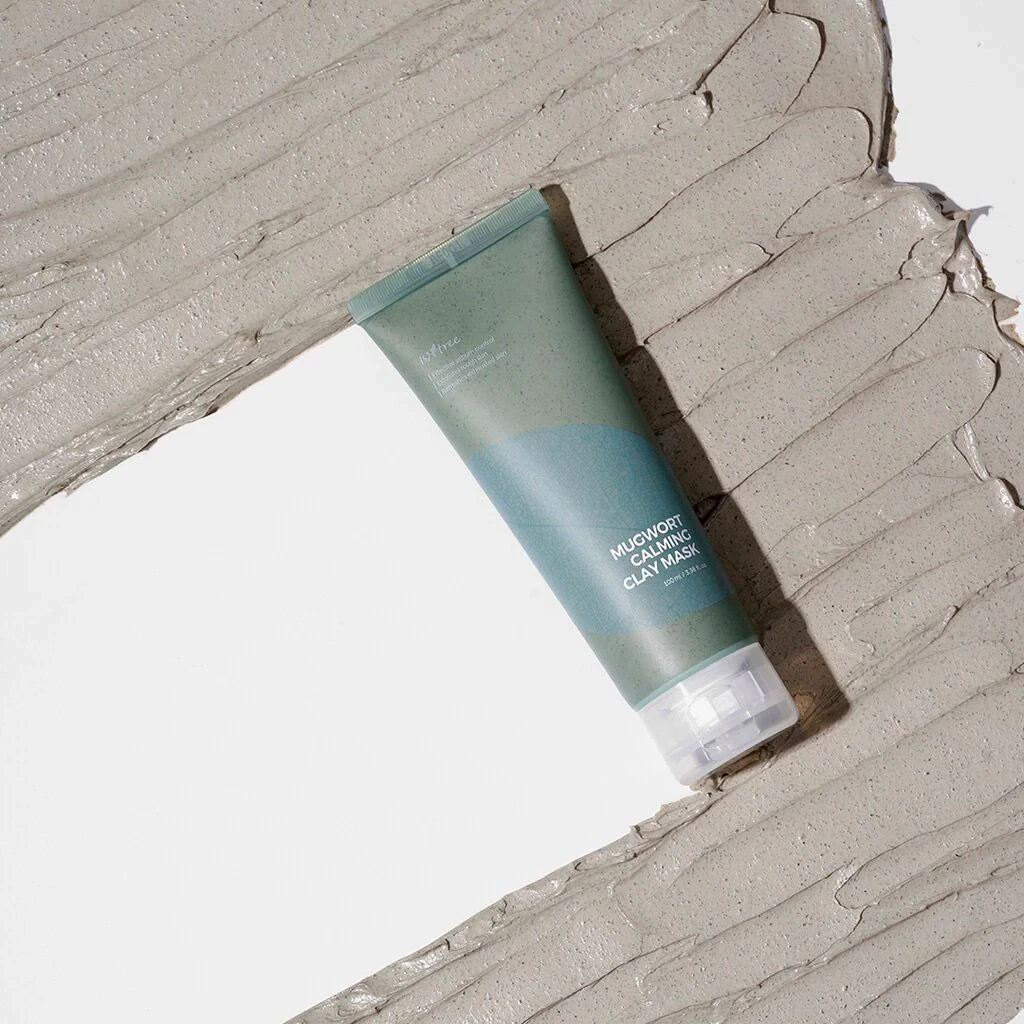 Isntree Mugwort Calming Clay Mask Sliding Across Clay