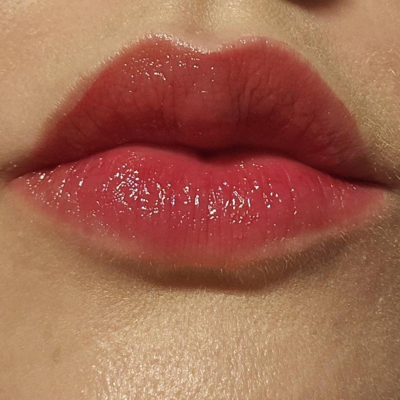 Clio Dewy Syrup Range 01 – Hannam in Red