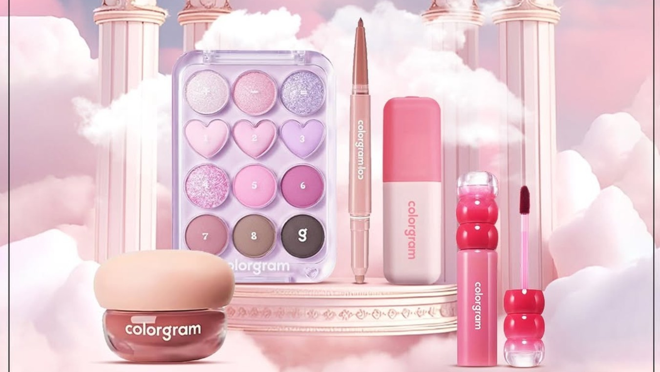 Colorgram Famous Range in Background of Pink Clouds