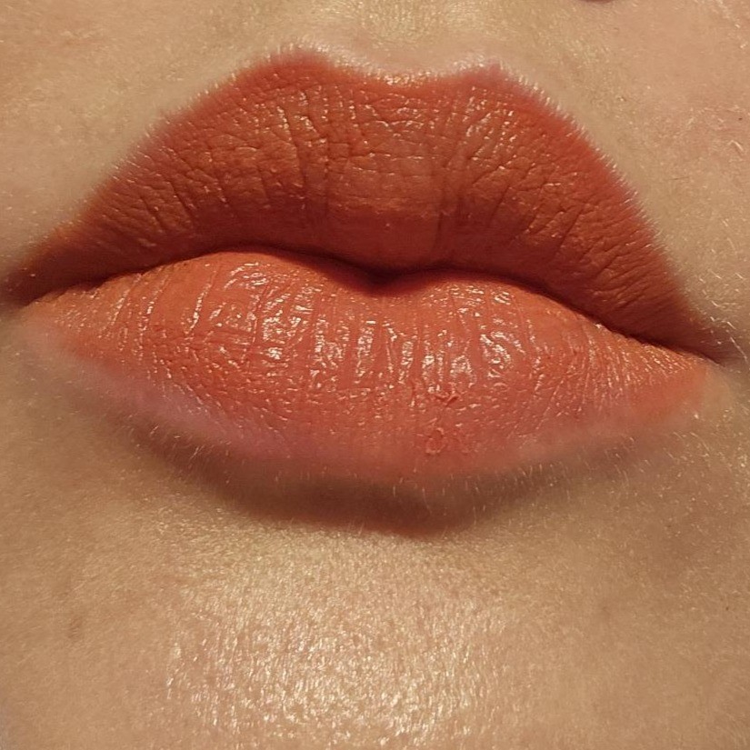 Innisfree Airy Matte Tint Truly Orange test