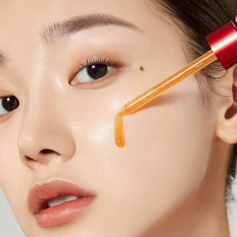 Medicube Red Acne Succinic Acid Peel being used by model